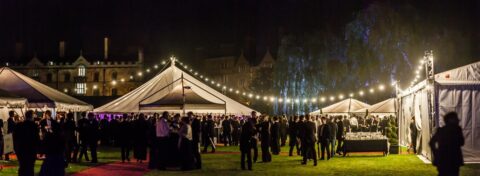 Marquee for corporate party at night, supplied by GL 极速赛车168官方开奖记录号码 events UK